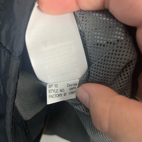 Kyle Busch 2009 Men's Jacket M&M’s NASCAR #18 Black Yellow Medium - Picture 6 of 9